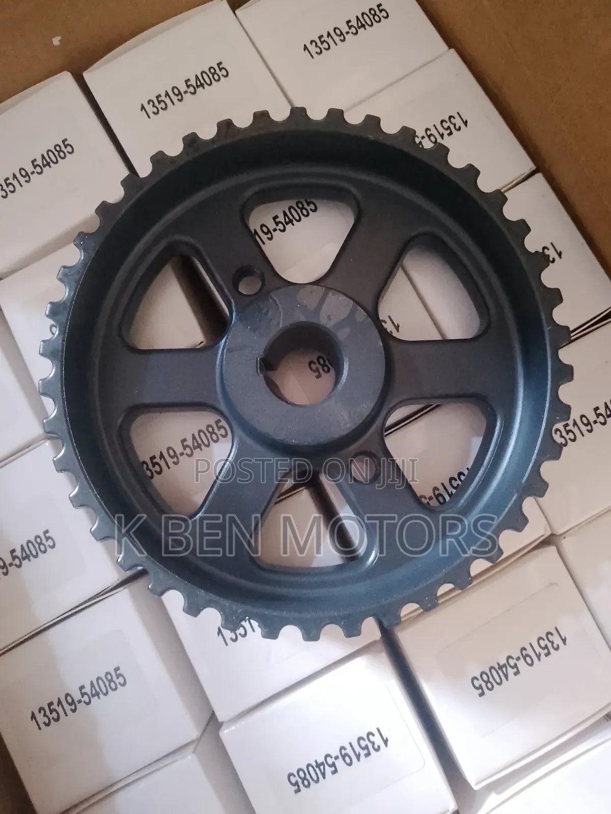 Toyota Hilux or Hiace Pump Gear