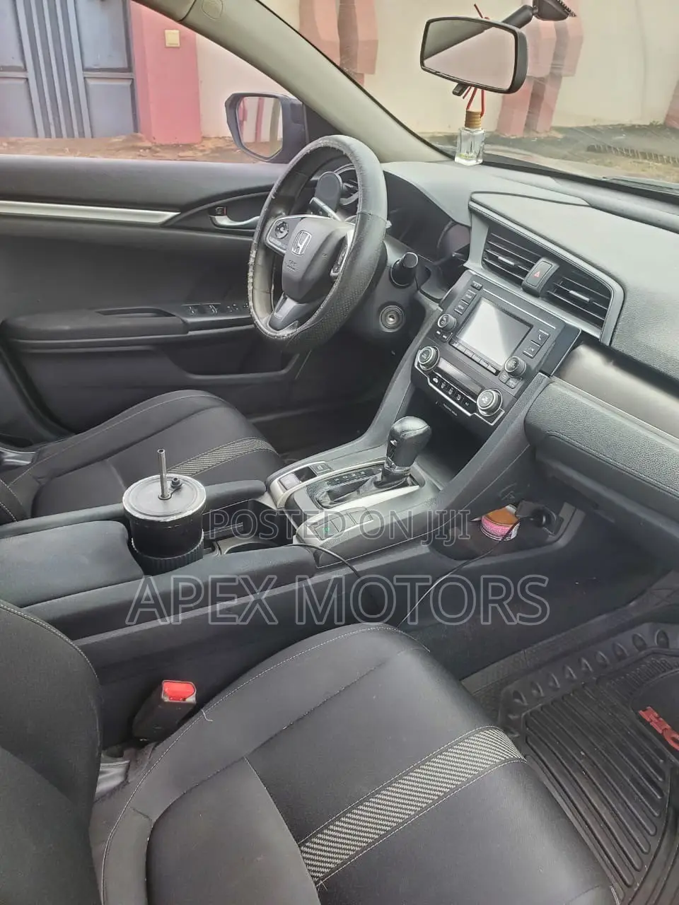 Honda Civic LX 4dr Sedan (2.0L 4cyl) 2016 Gray
