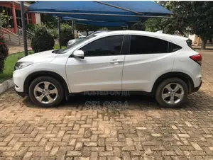 Honda HR-V 4dr SUV (1.5L 4cyl CVT) 2016 White