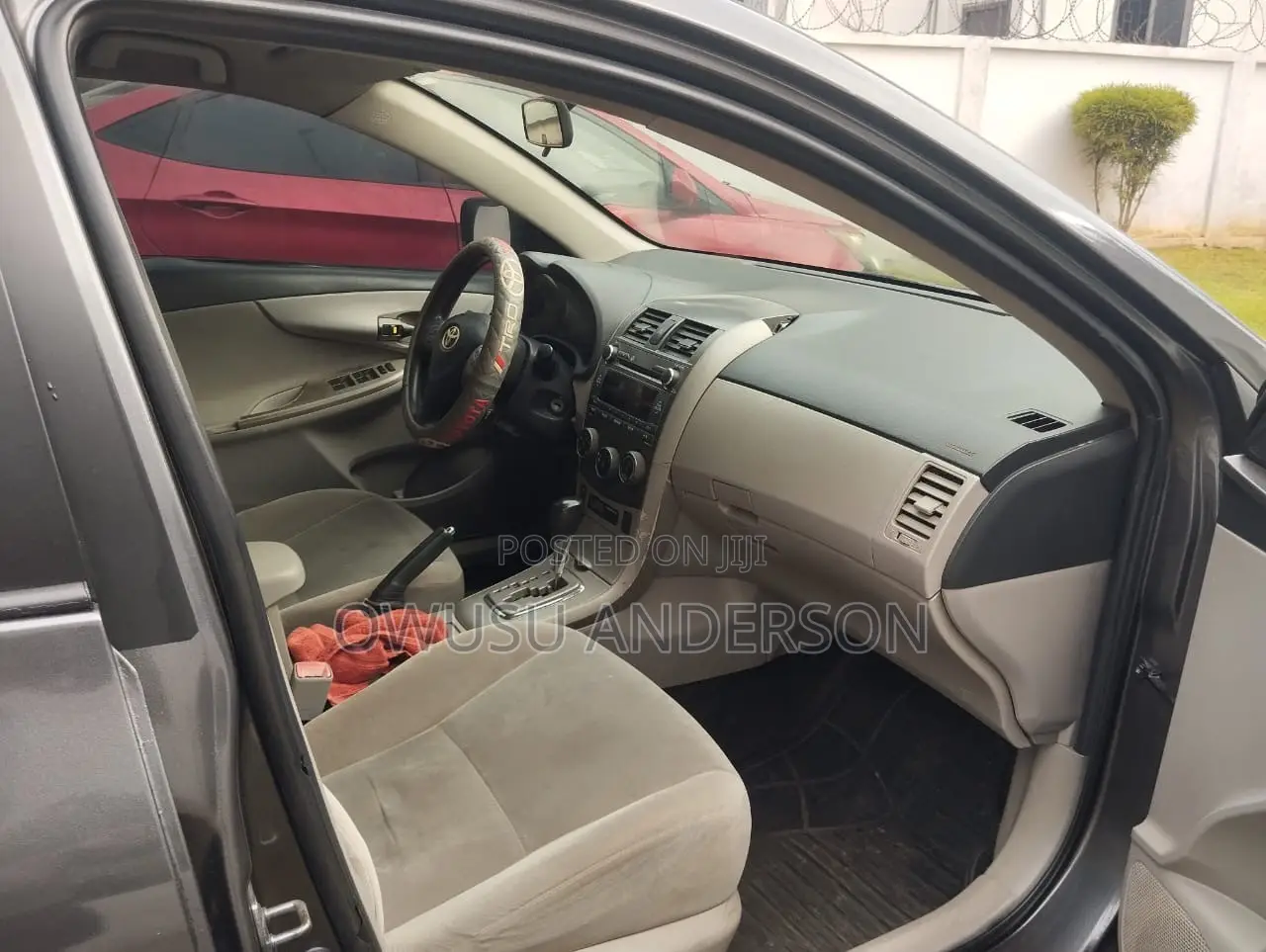 Toyota Corolla 2012 Gray
