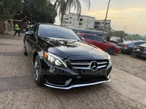 Mercedes-Benz C300 2017 Black