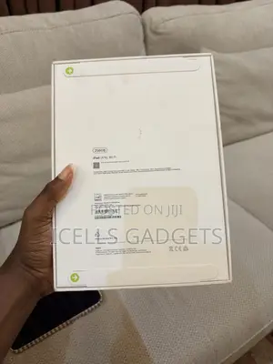New Apple iPad (2025) 256 GB Blue