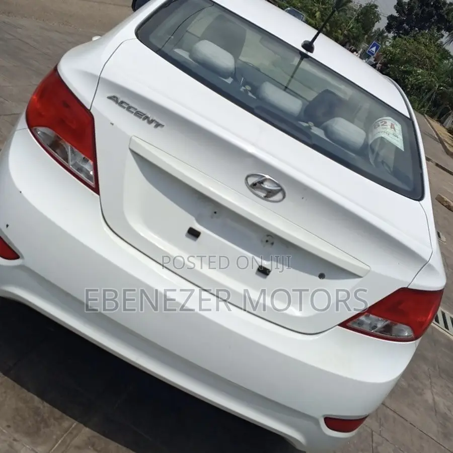 Hyundai Accent 2017 White