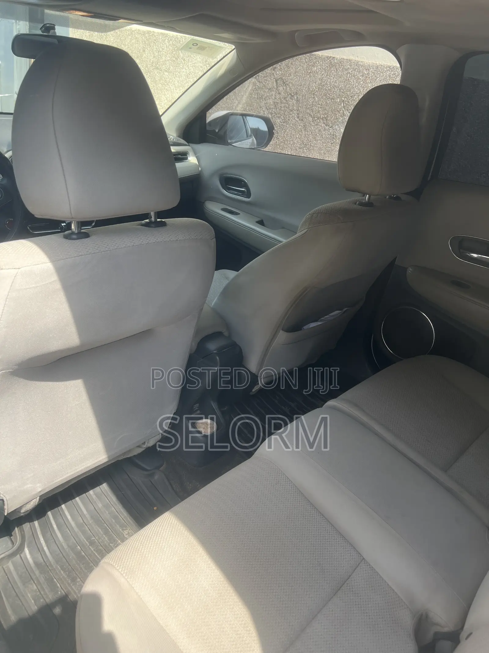 Honda HR-V 4dr SUV (1.5L 4cyl CVT) 2016 White