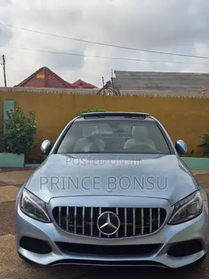Mercedes-Benz C300 2015 Blue