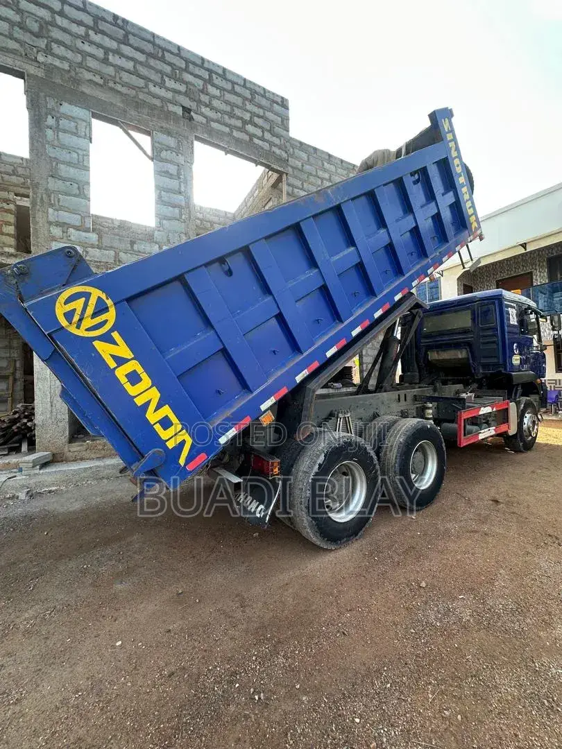 Tipper Truck