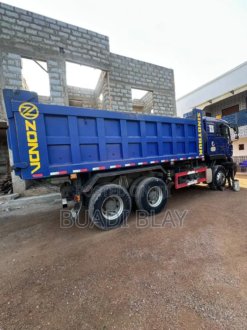 Tipper Truck