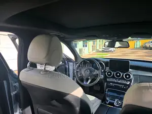 Mercedes-Benz C300 2015 Blue
