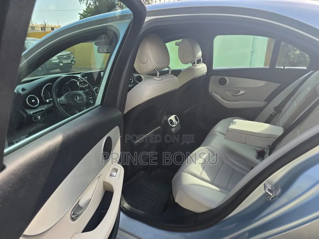 Mercedes-Benz C300 2015 Blue