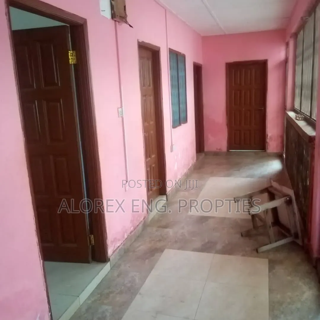 2bdrm Apartment in Adenta, SSNIT Flats for rent