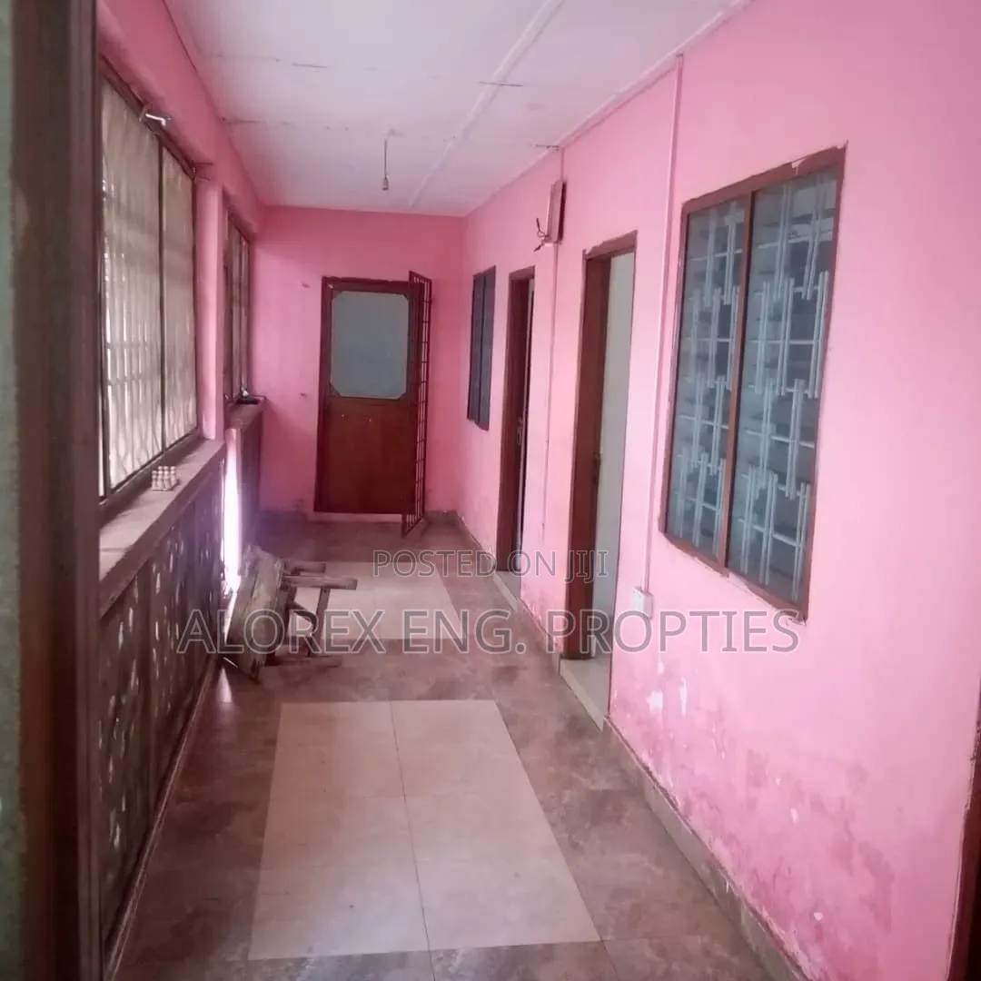 2bdrm Apartment in Adenta, SSNIT Flats for rent