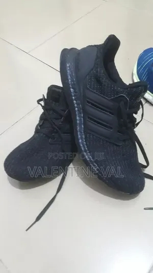 Adidas Ultra Boost Size 42 Black