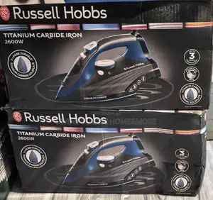 Russell Hobbs Titanium Carbide Steam Iron (2600w)