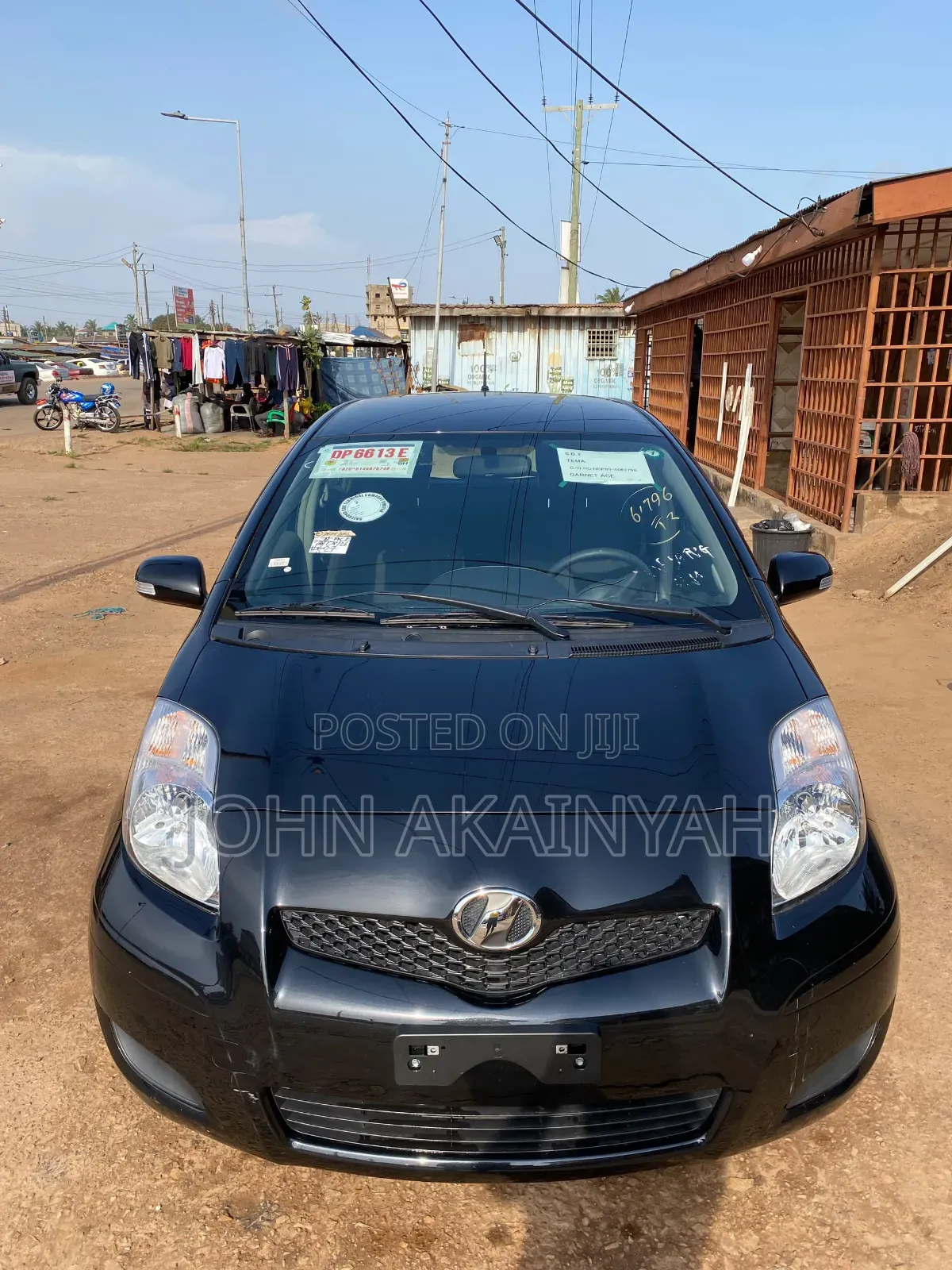 Toyota Vitz 1.3 AWD 3dr 2010 Black