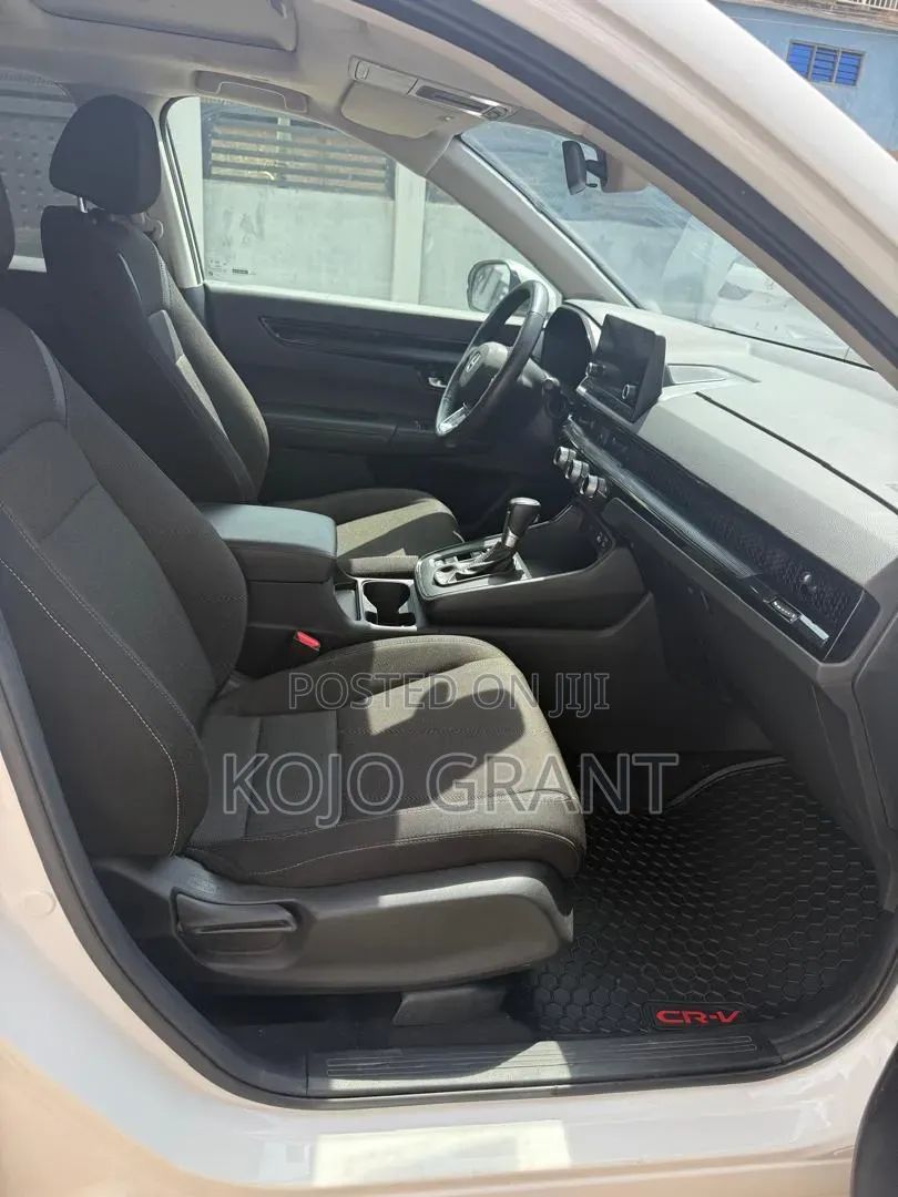 Honda CR-V 2025 White