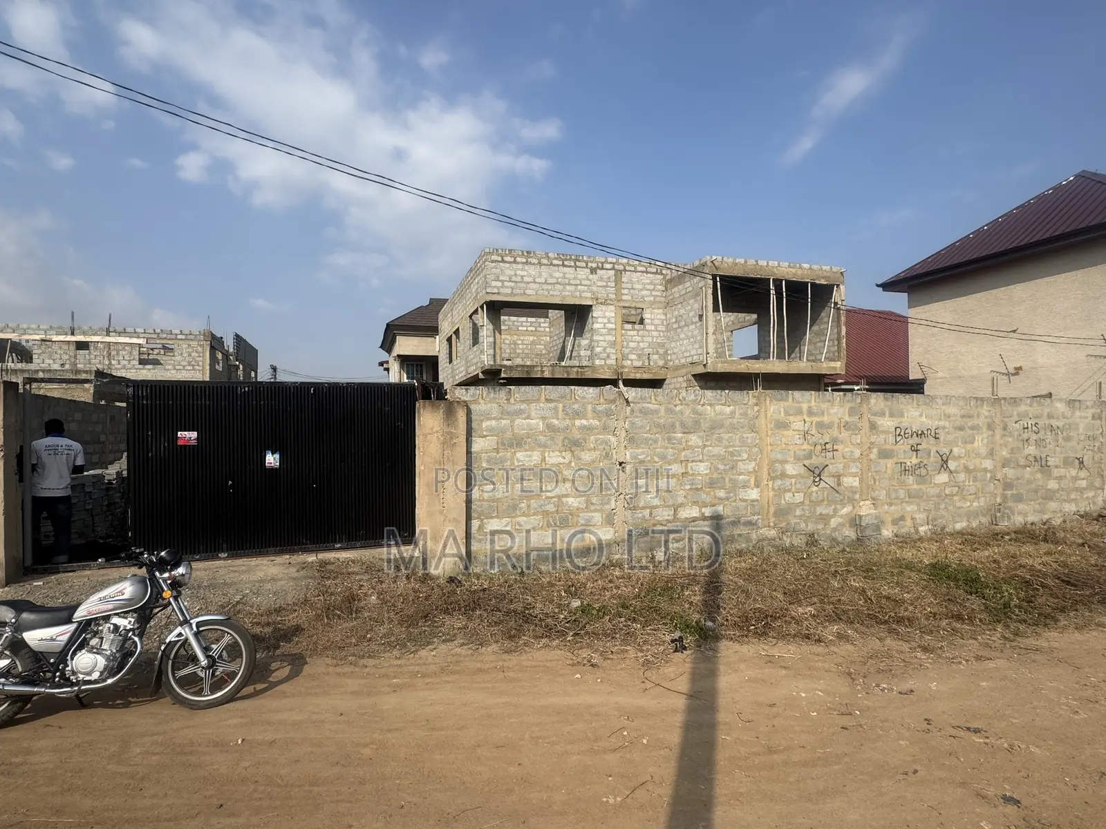 4bdrm Duplex in Greater Accra for sale