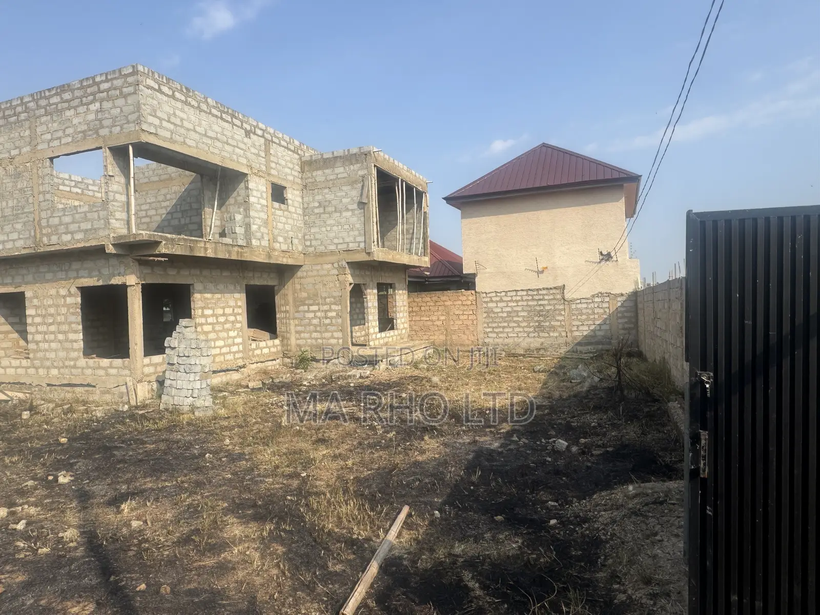 4bdrm Duplex in Greater Accra for sale