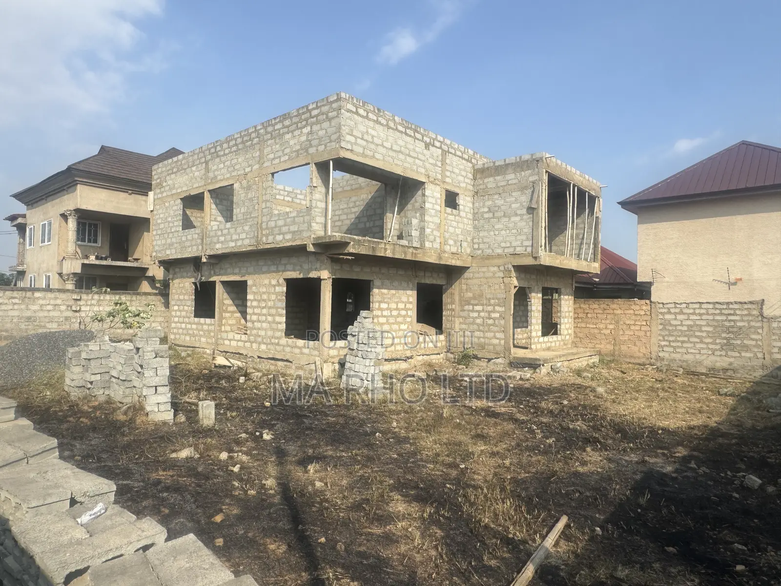 4bdrm Duplex in Greater Accra for sale