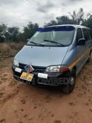 Toyota HiAce 2007