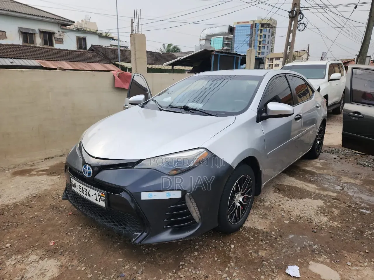 Toyota Corolla LE Eco 4dr Sedan (1.8L 4cyl CVT) 2015 Silver