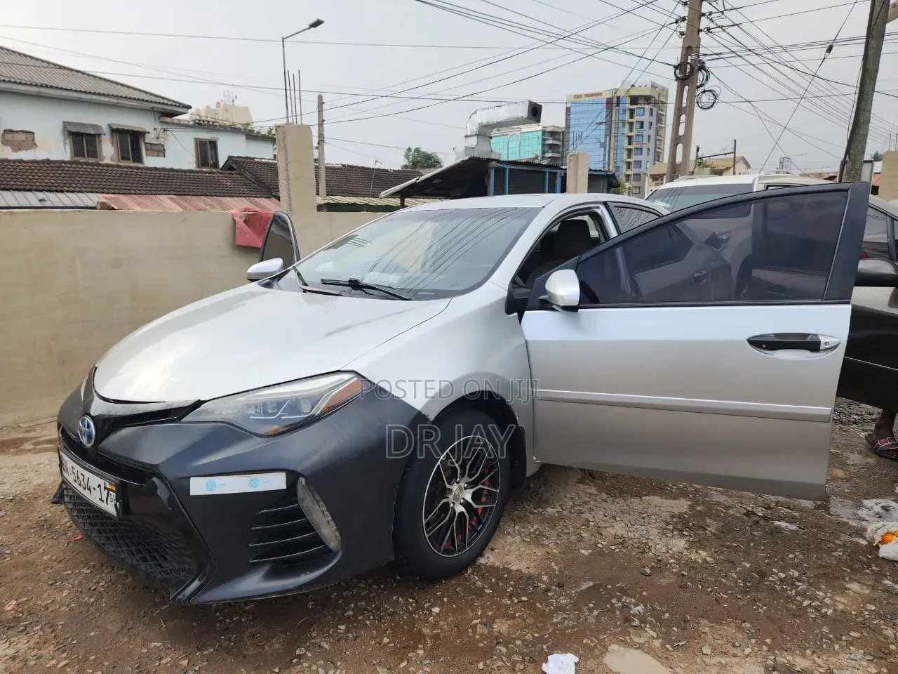 Toyota Corolla LE Eco 4dr Sedan (1.8L 4cyl CVT) 2015 Silver
