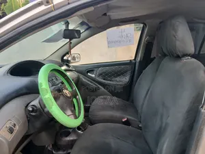 Toyota Yaris 1.3 2006