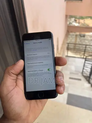 Apple iPhone 7 32 GB Black