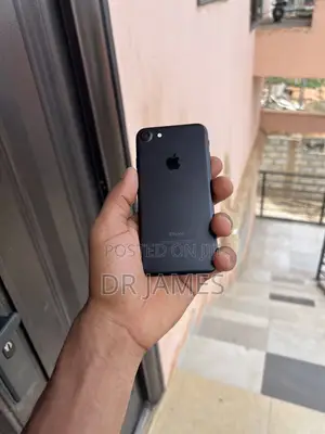 Apple iPhone 7 32 GB Black