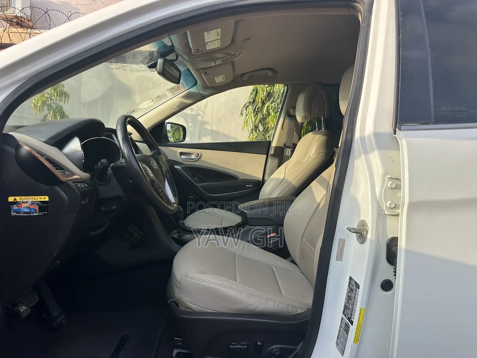 Hyundai Santa Fe 2015 White