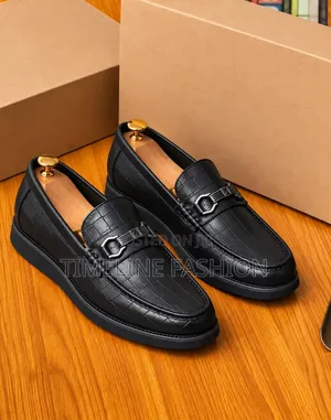 Black Leather Fendi Men's Dressing Loafers