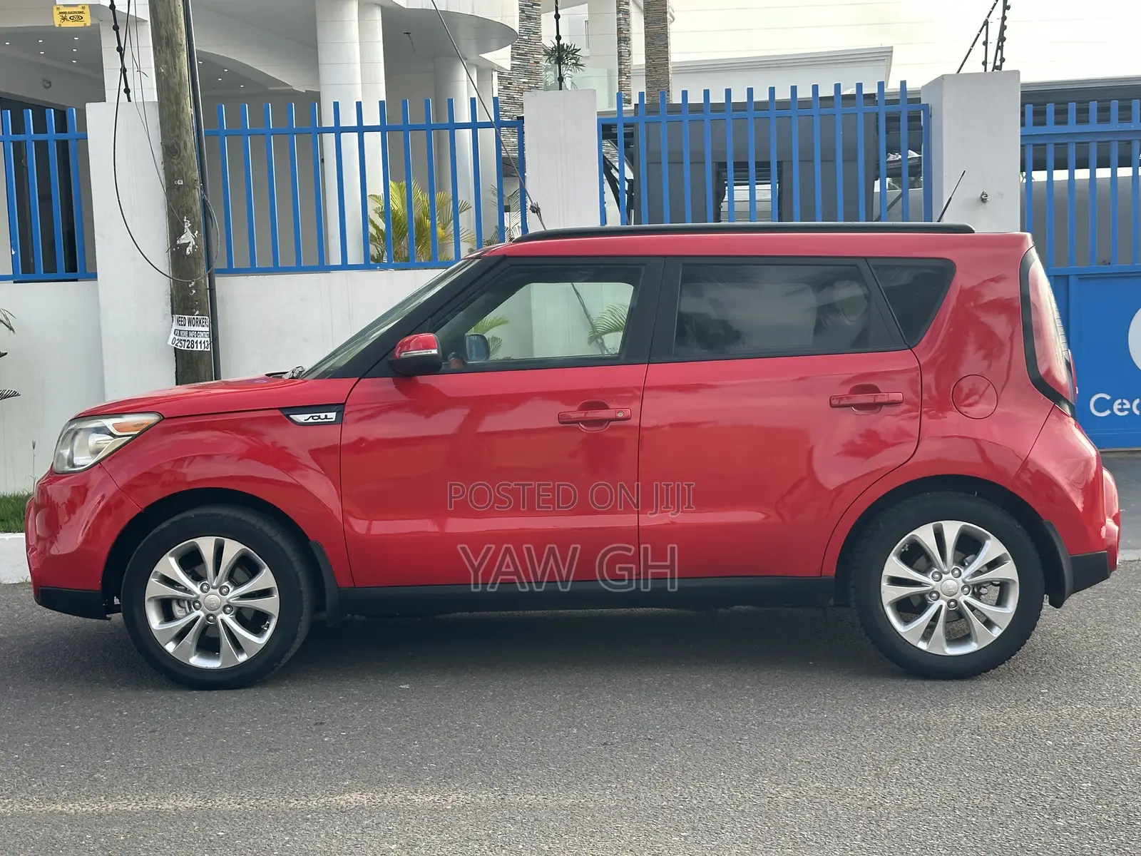 Kia Soul Base Hatchback 2017 Red