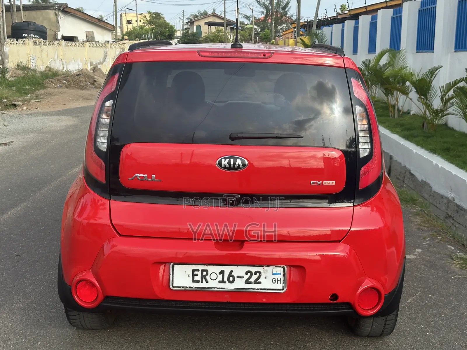 Kia Soul Base Hatchback 2017 Red