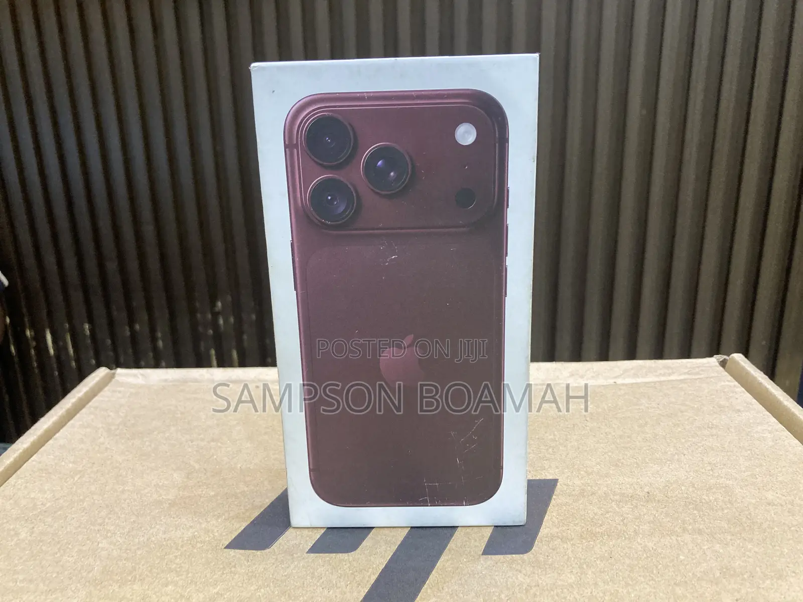 New Apple iPhone 18 Pro 256 GB Red