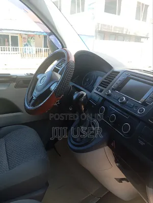 Volkswagen Transporter 2015 Grey