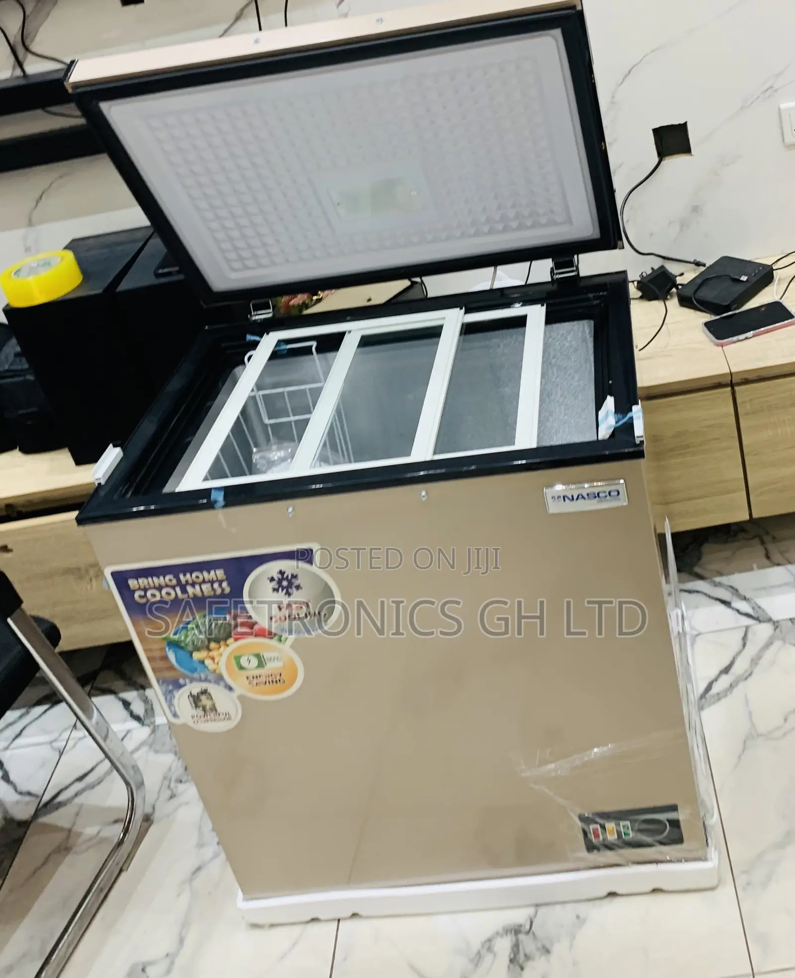Efficiency 150L Nasco Nas-200fl 1 Door Gold FrostLine Freezer