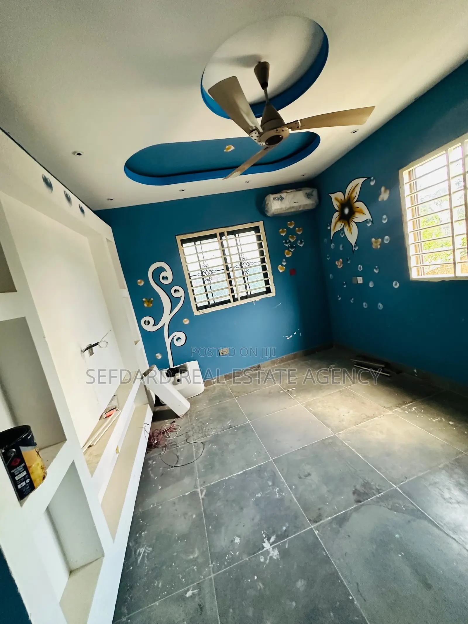 4bdrm House in Sefdard Properties, Amasaman for sale