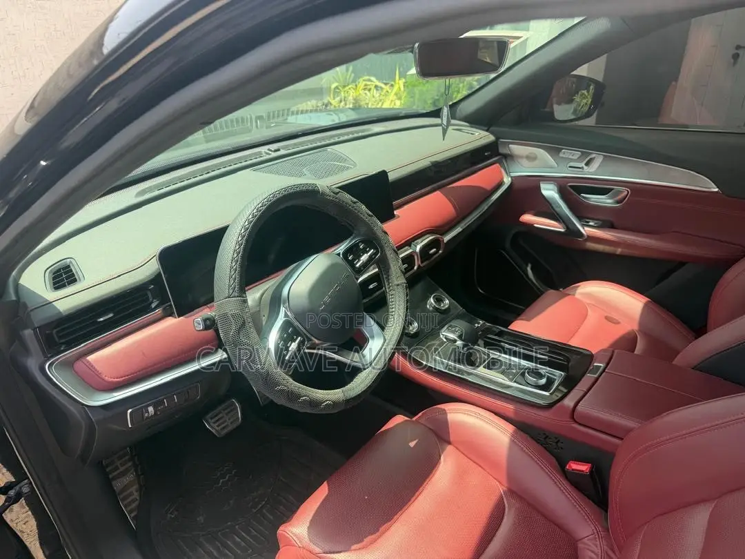 Jetour X70 Plus 1.5 5-Seater FWD 2022 Black