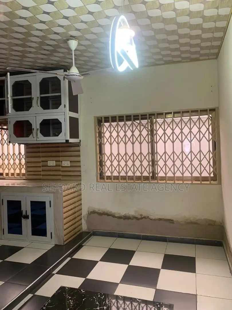 4bdrm House in Sefdard Properties, Ofankor for rent