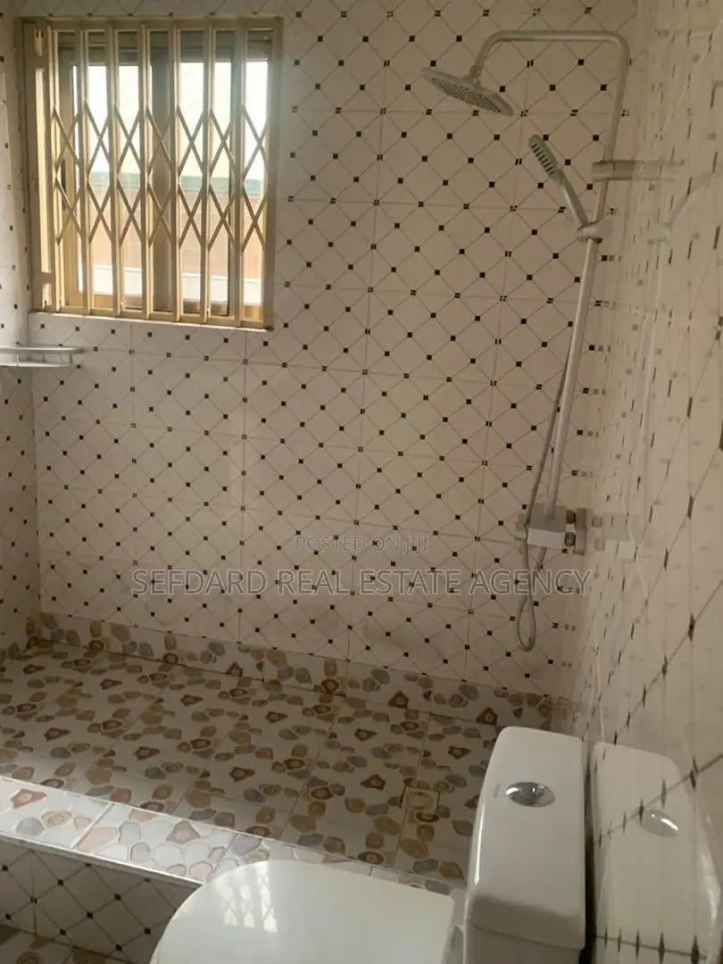 4bdrm House in Sefdard Properties, Ofankor for rent