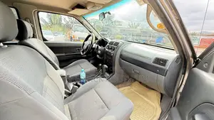 Nissan Frontier 2006 Gray