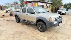 Nissan Frontier 2006 Gray