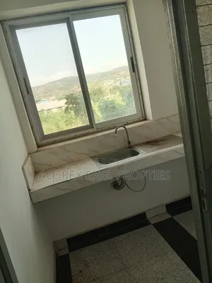 1bdrm Apartment in Saasabi Oyibi, Sasaabi for rent