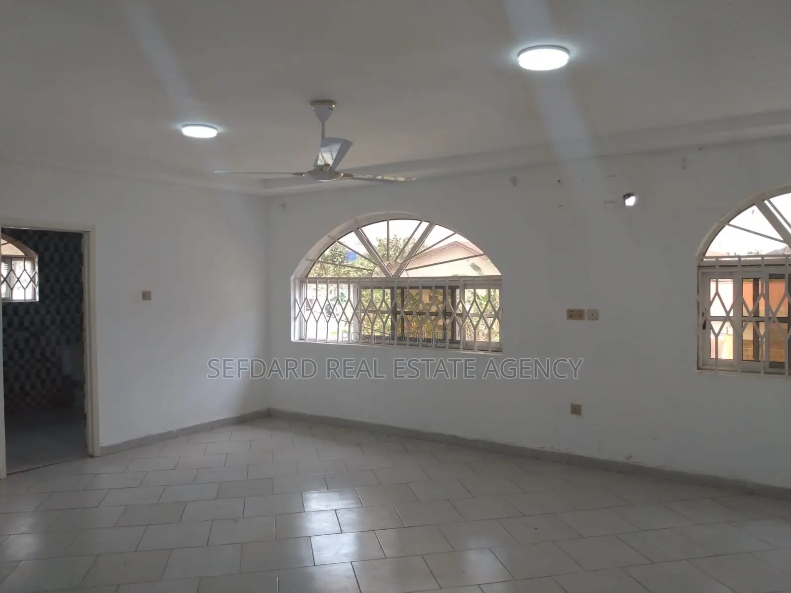 4bdrm House in Sefdard Properties, Kwabenya for sale