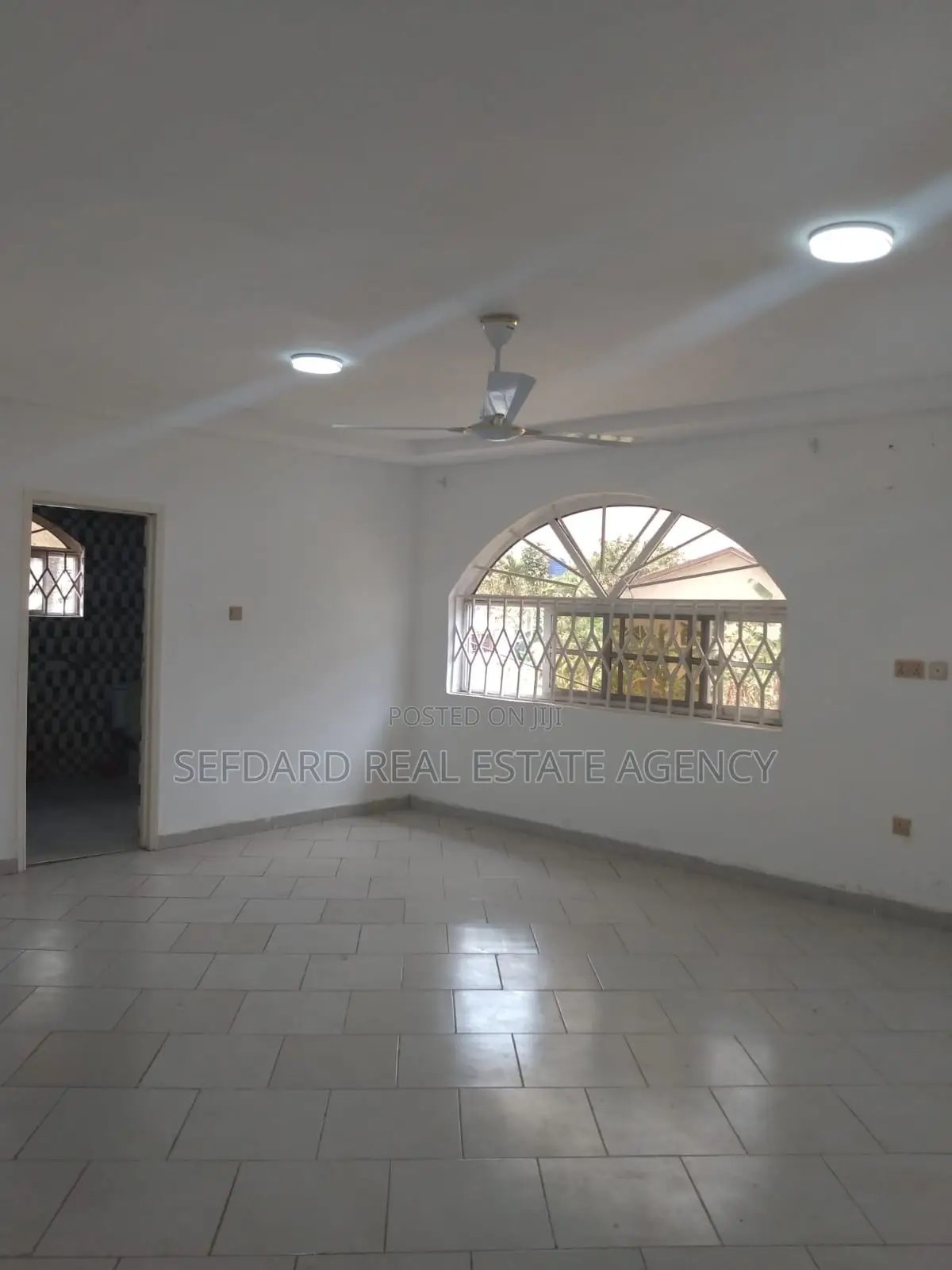 4bdrm House in Sefdard Properties, Kwabenya for sale