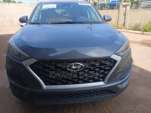 Hyundai Tucson SE FWD 2019 Gray