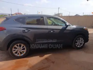 Hyundai Tucson SE FWD 2019 Gray