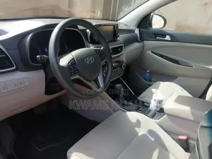 Hyundai Tucson SE FWD 2019 Gray