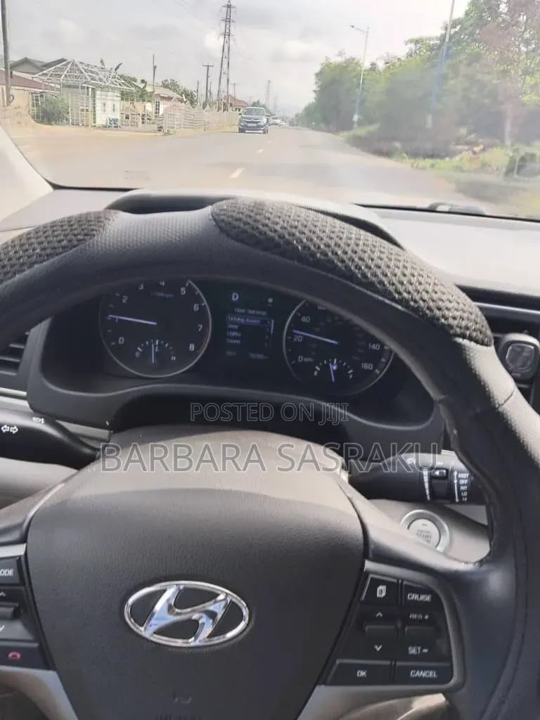 Hyundai Elantra 2017 Gray