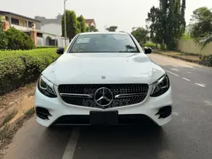 Mercedes-Benz GLC-Class 2019 White