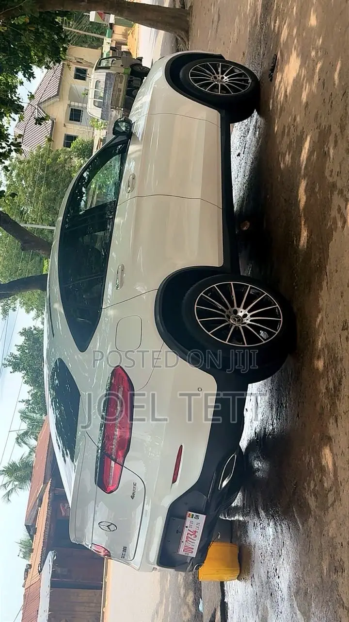 Mercedes-Benz GLC-Class 2019 White